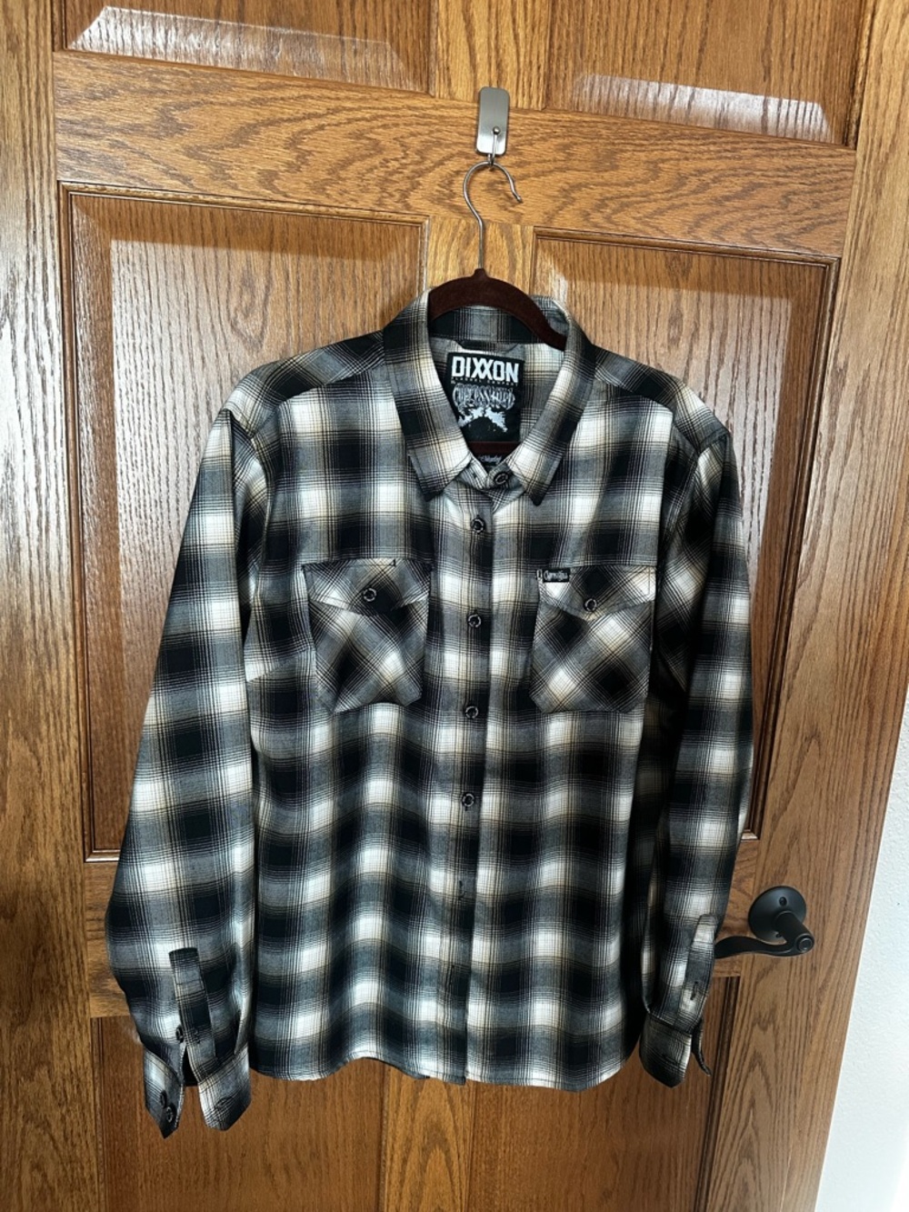 DIXXON Black & Cream Plaid Long-Sleeve Button-Down Shirt Women XL
